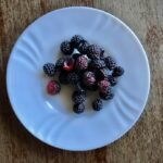 Photo wild berries processing